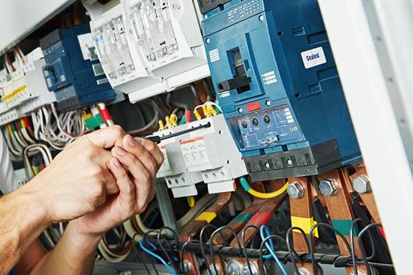 electrical-service-and-repair-for-property-managers